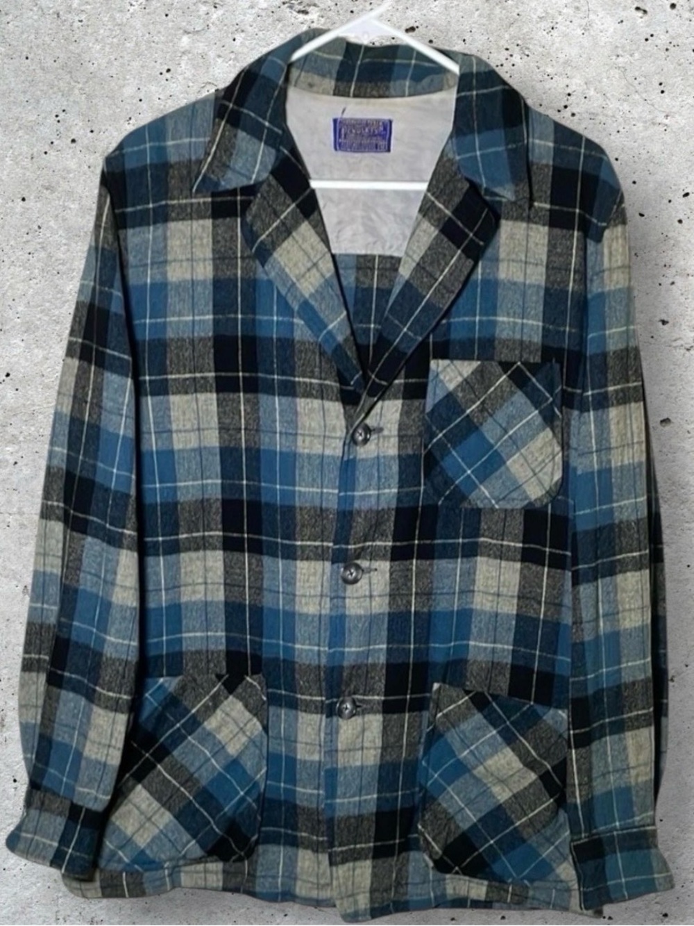 Vintage 1960s Pendleton Wool Plaid Flannel Jacket // M
